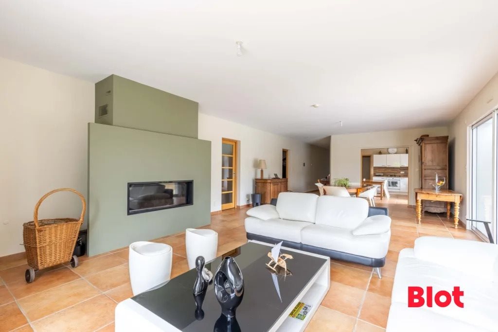 Maison à vendre, 243m², Sens-de-Bretagne