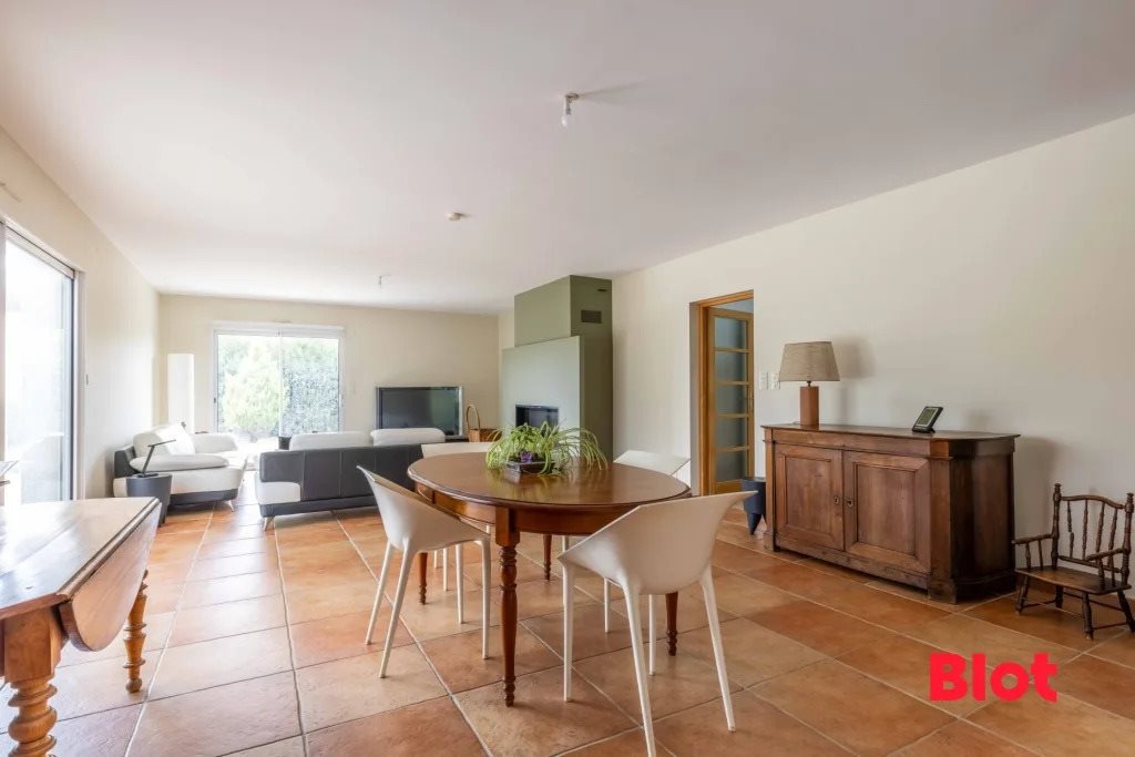 Maison à vendre, 243m², Sens-de-Bretagne