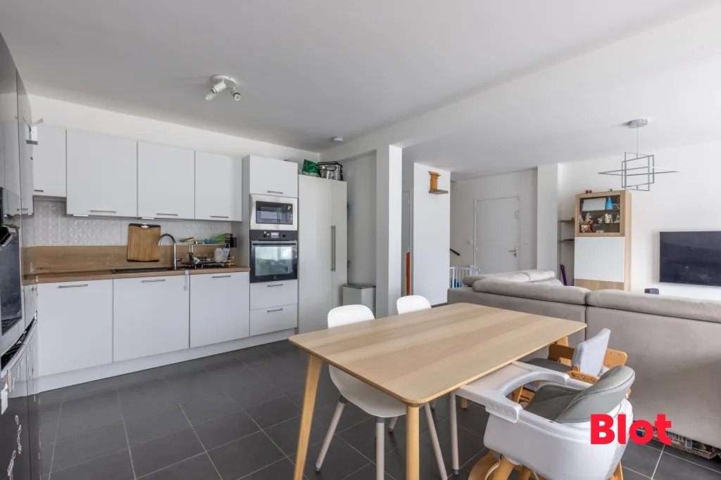 Maison à vendre, 110m², Chasné-sur-Illet