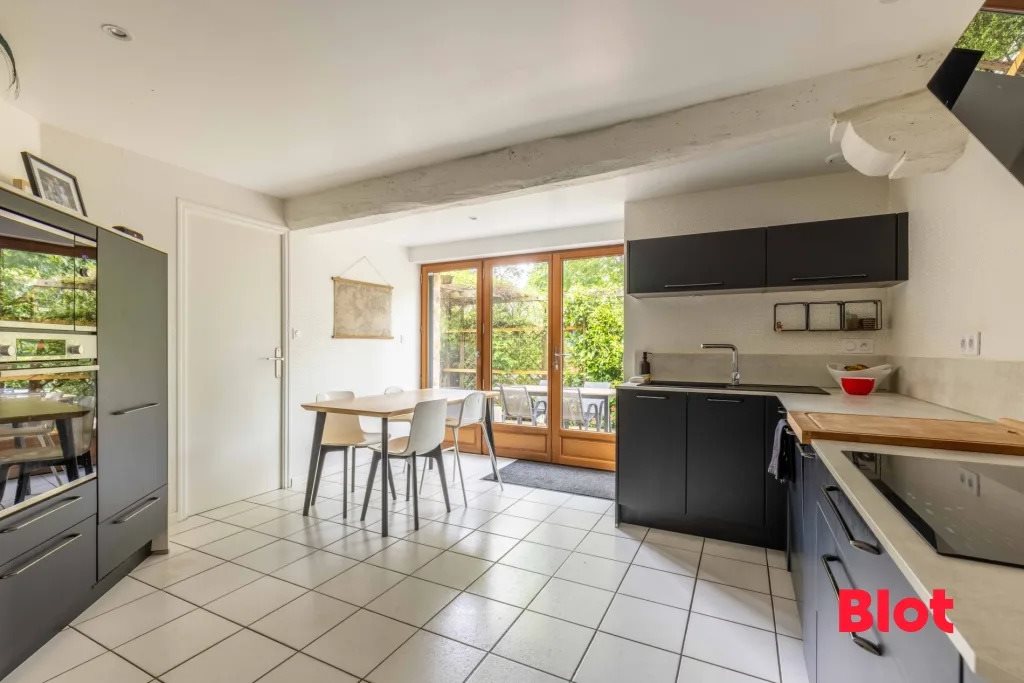 Maison à vendre, 240m², Liffré