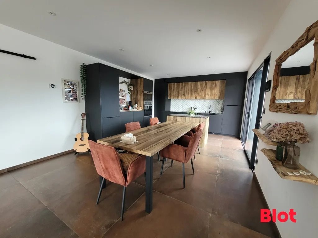Maison à vendre, 162m², Sens-de-Bretagne