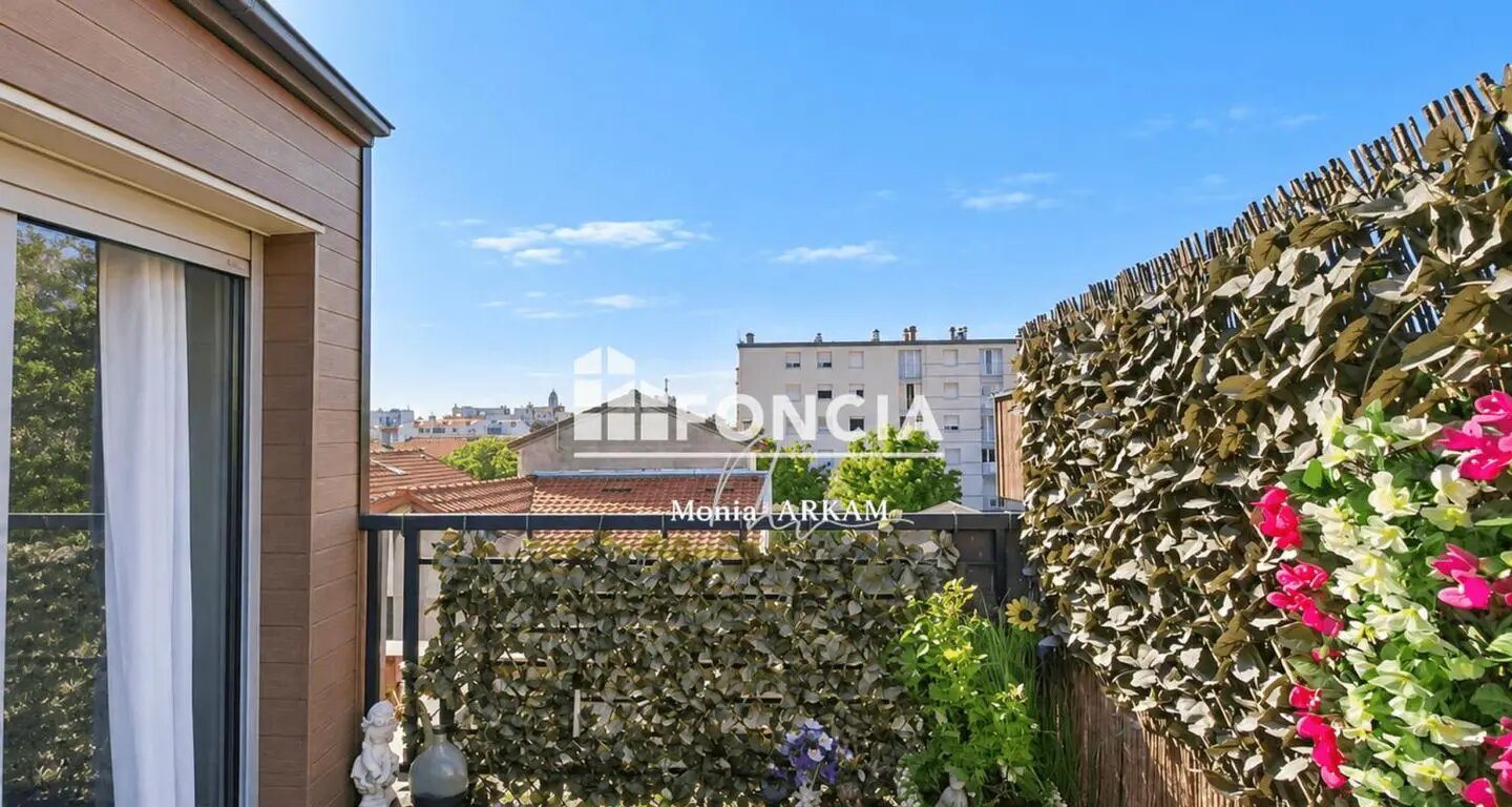 Appartement à vendre, 67m², Romainville