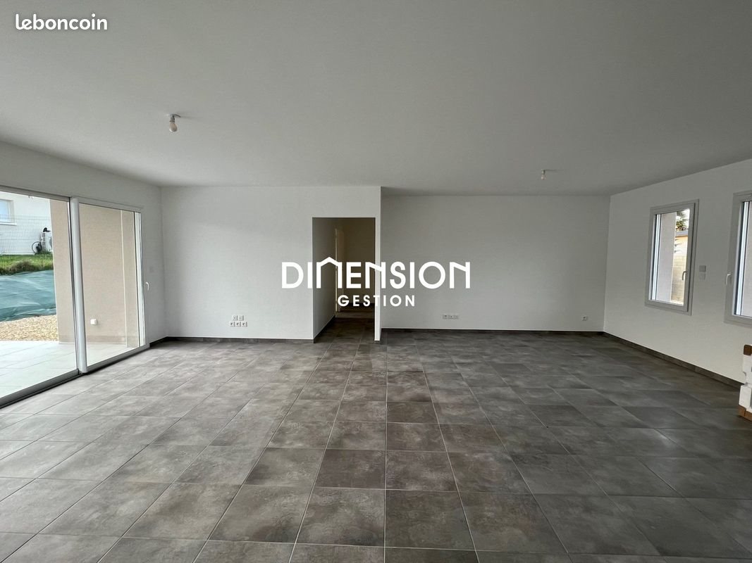 Maison à louer, 120m², Carignan-de-Bordeaux