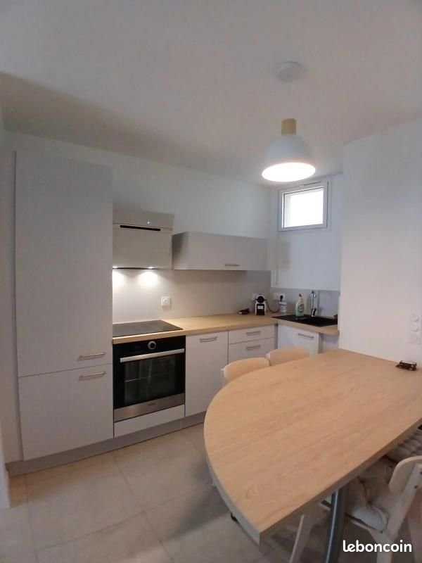 Appartement à louer, 57m², Pau