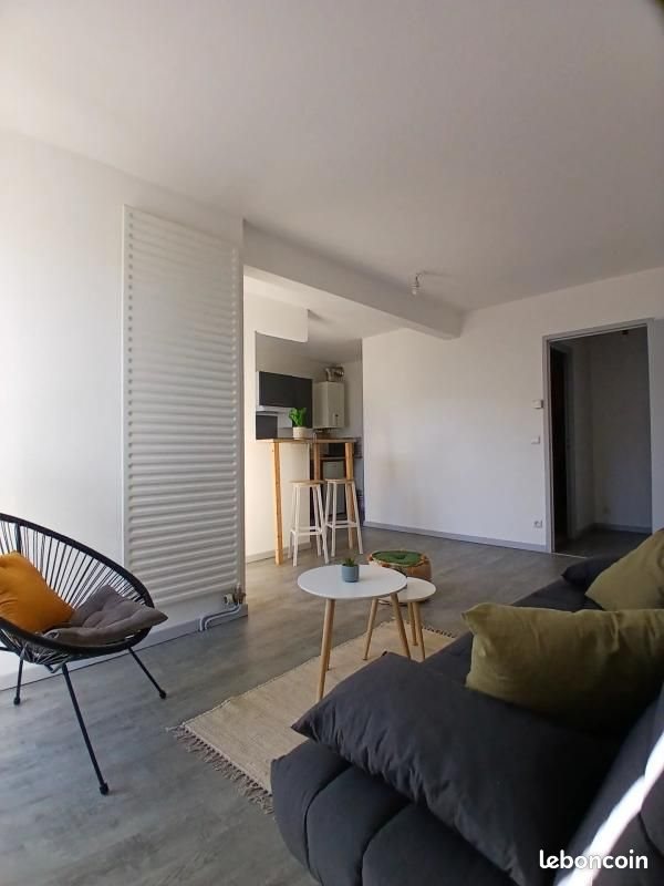 Appartement à louer, 29m², Billère