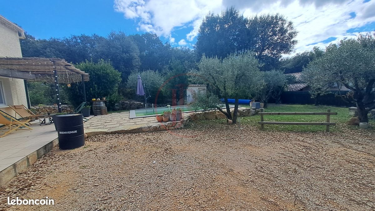 Maison à vendre, 115m², Saint-Privat-des-Vieux