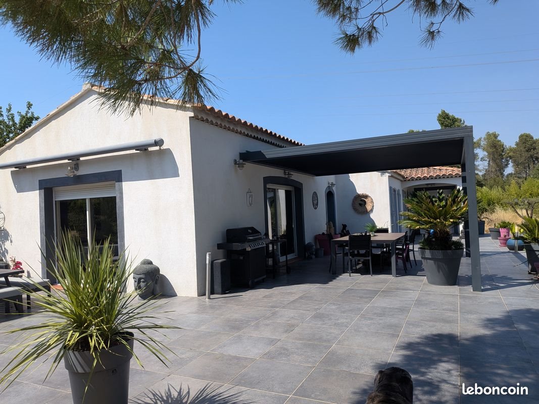 Maison à vendre, 170m², Méounes-lès-Montrieux