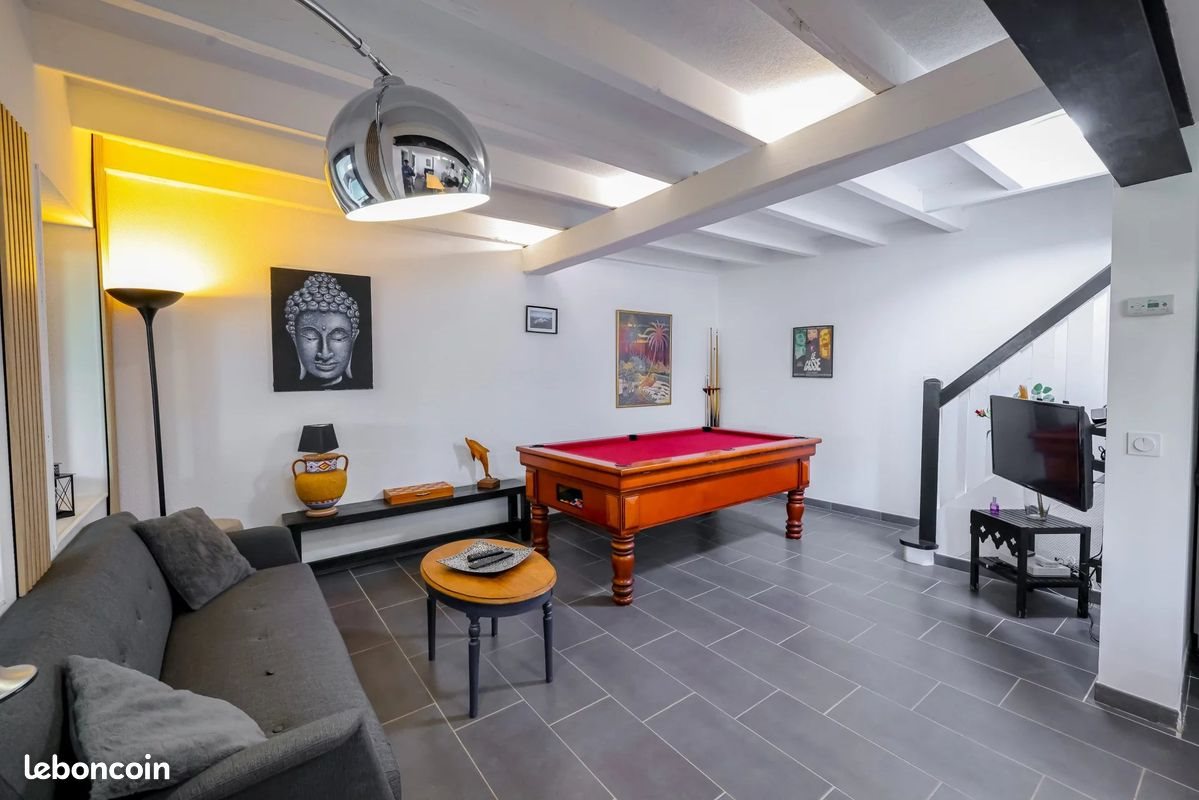 Maison à vendre, 131m², Salles
