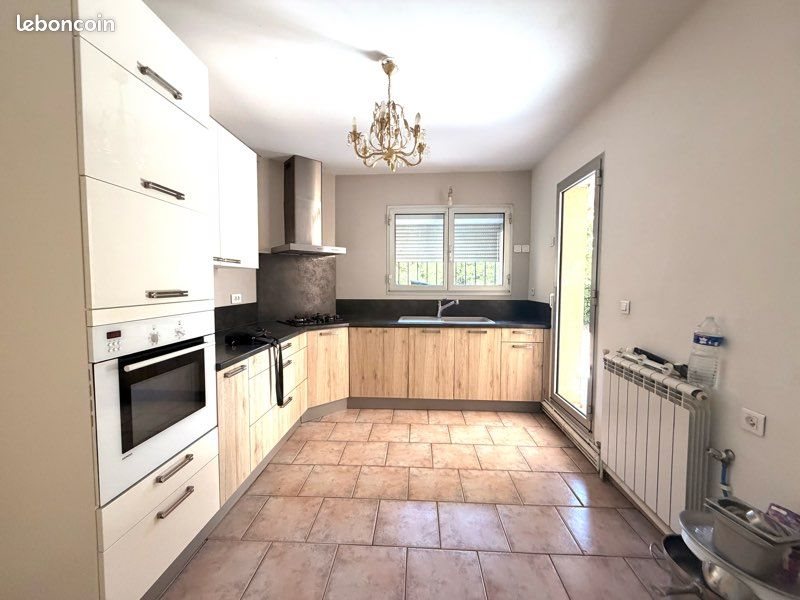 Appartement à vendre, 75m², Istres