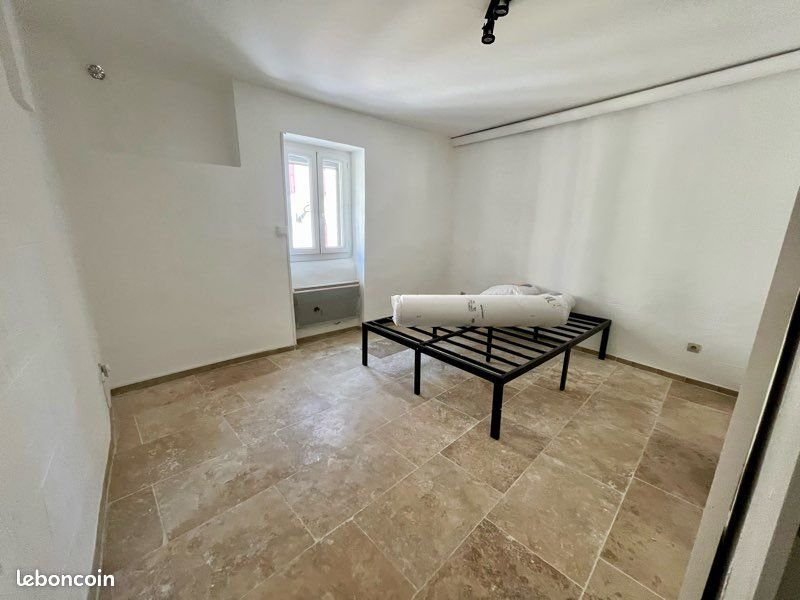 Appartement à louer, 33m², Istres