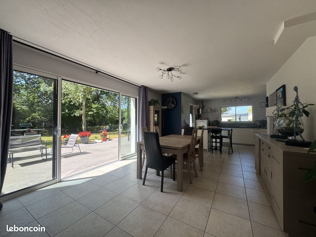 Maison à vendre, 136m², Riec-sur-Belon
