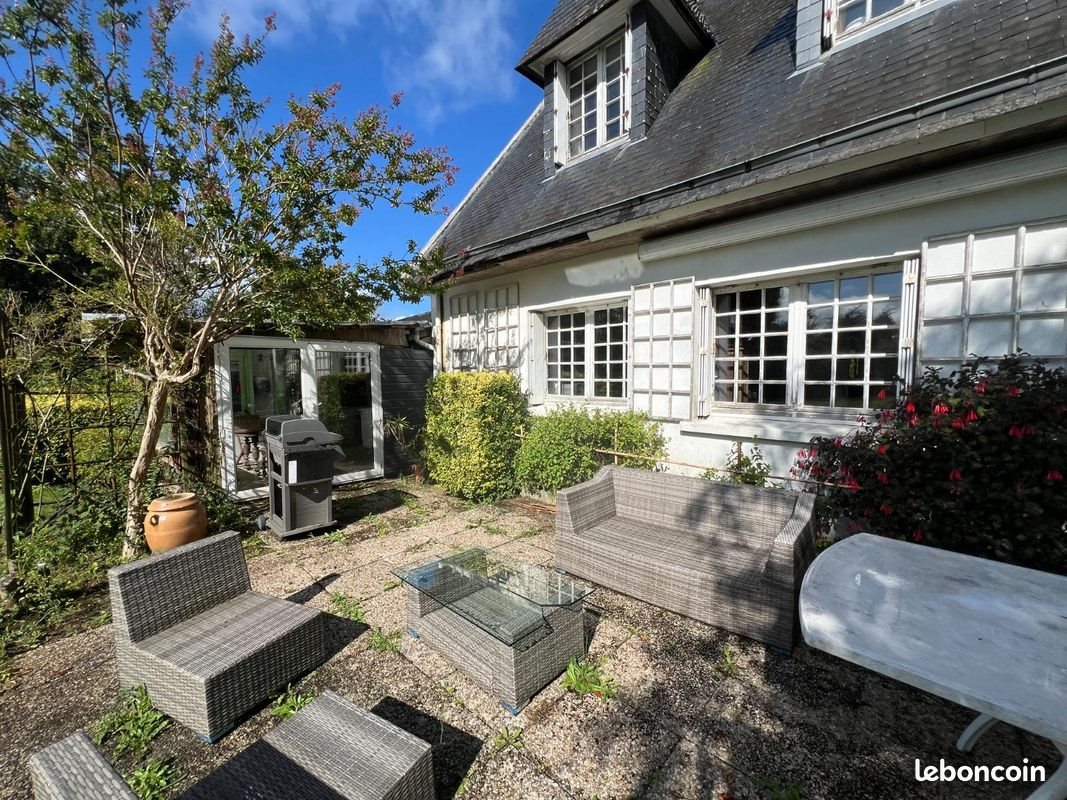 Maison à vendre, 221m², Saint-Évarzec