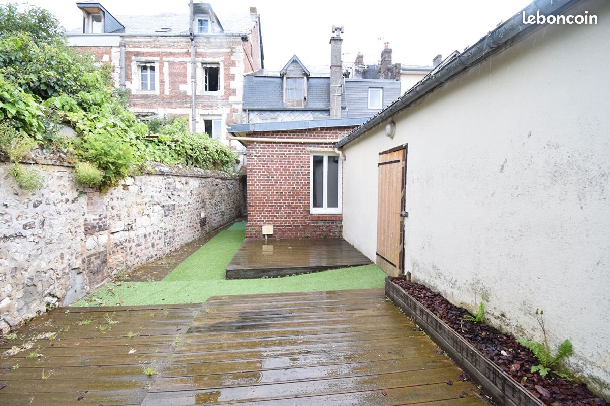 Maison à louer, 74m², Routot