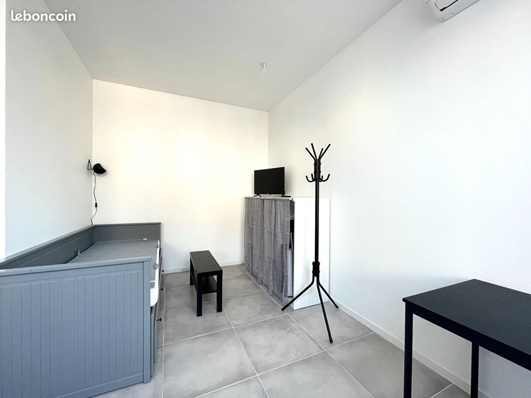 Appartement à louer, 17m², Saint-Pierre-lès-Elbeuf