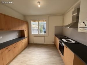 Appartement à louer, 105m², Vire