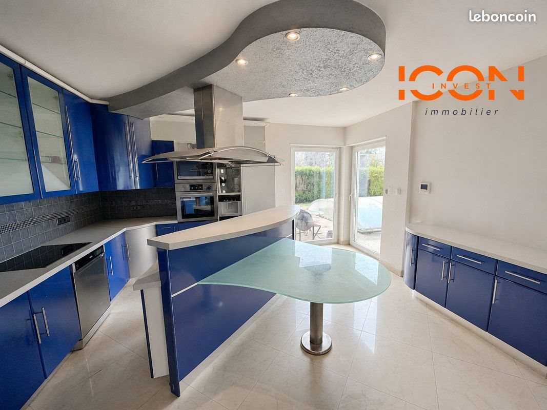 Maison à vendre, 340m², Belfort