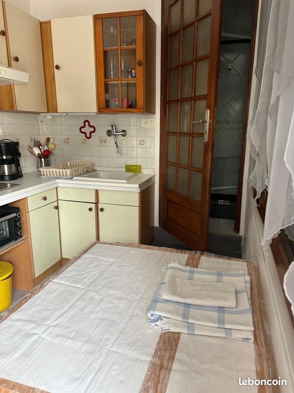Appartement à louer, 28m², Marseille 16ème