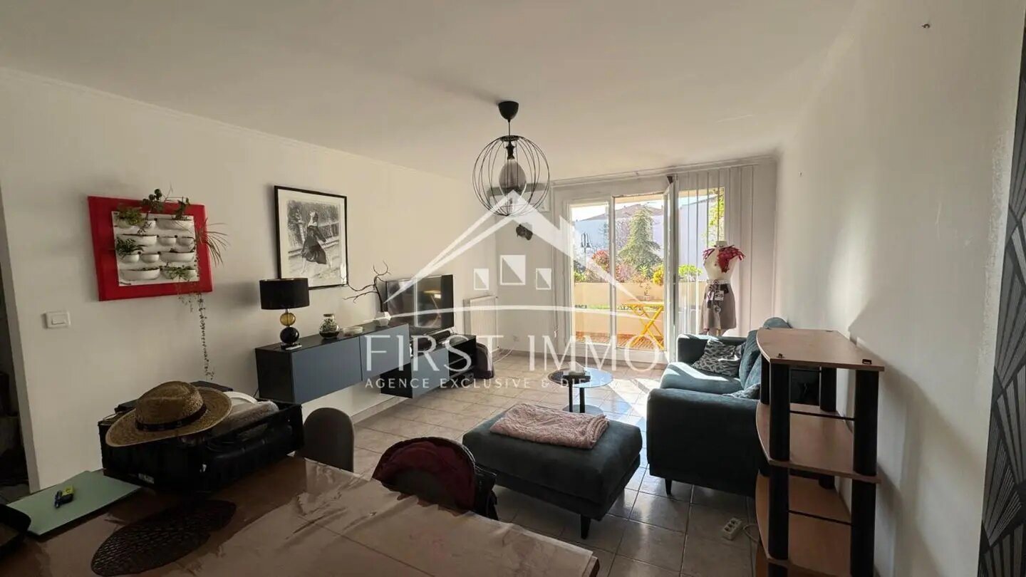 Appartement à louer, 75m², Vitrolles