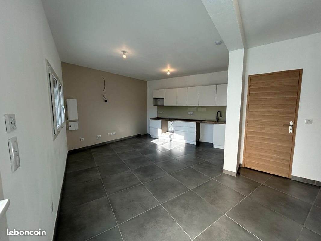 Maison à louer, 46m², Velaux