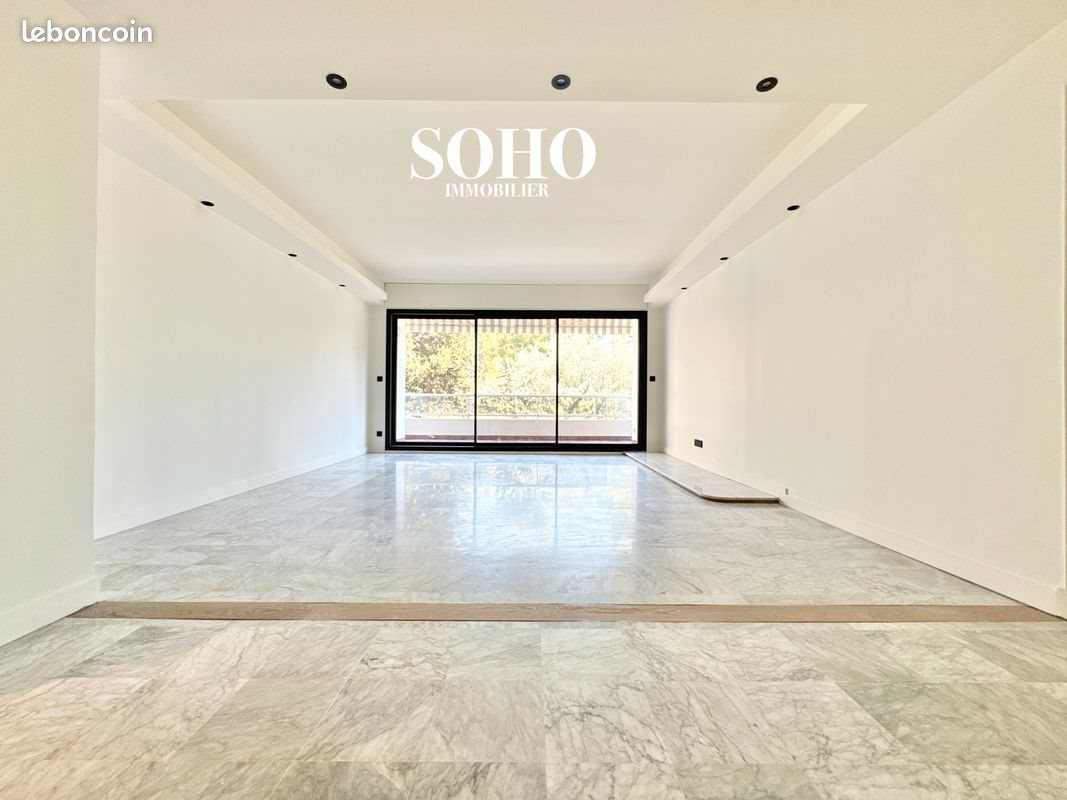 Appartement à louer, 120m², Marseille 8ème