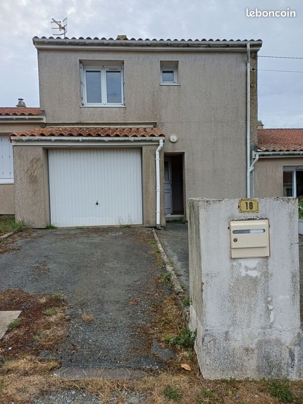 Maison à vendre, 78m², Montournais