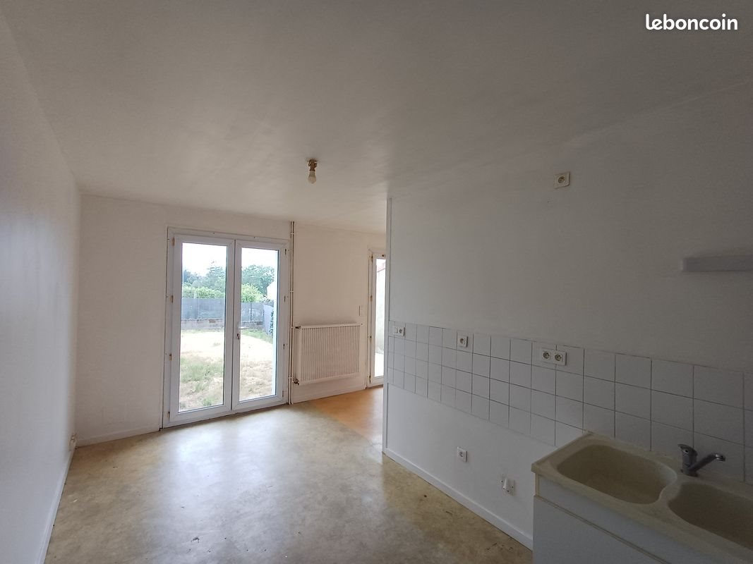 Maison à vendre, 78m², Montournais