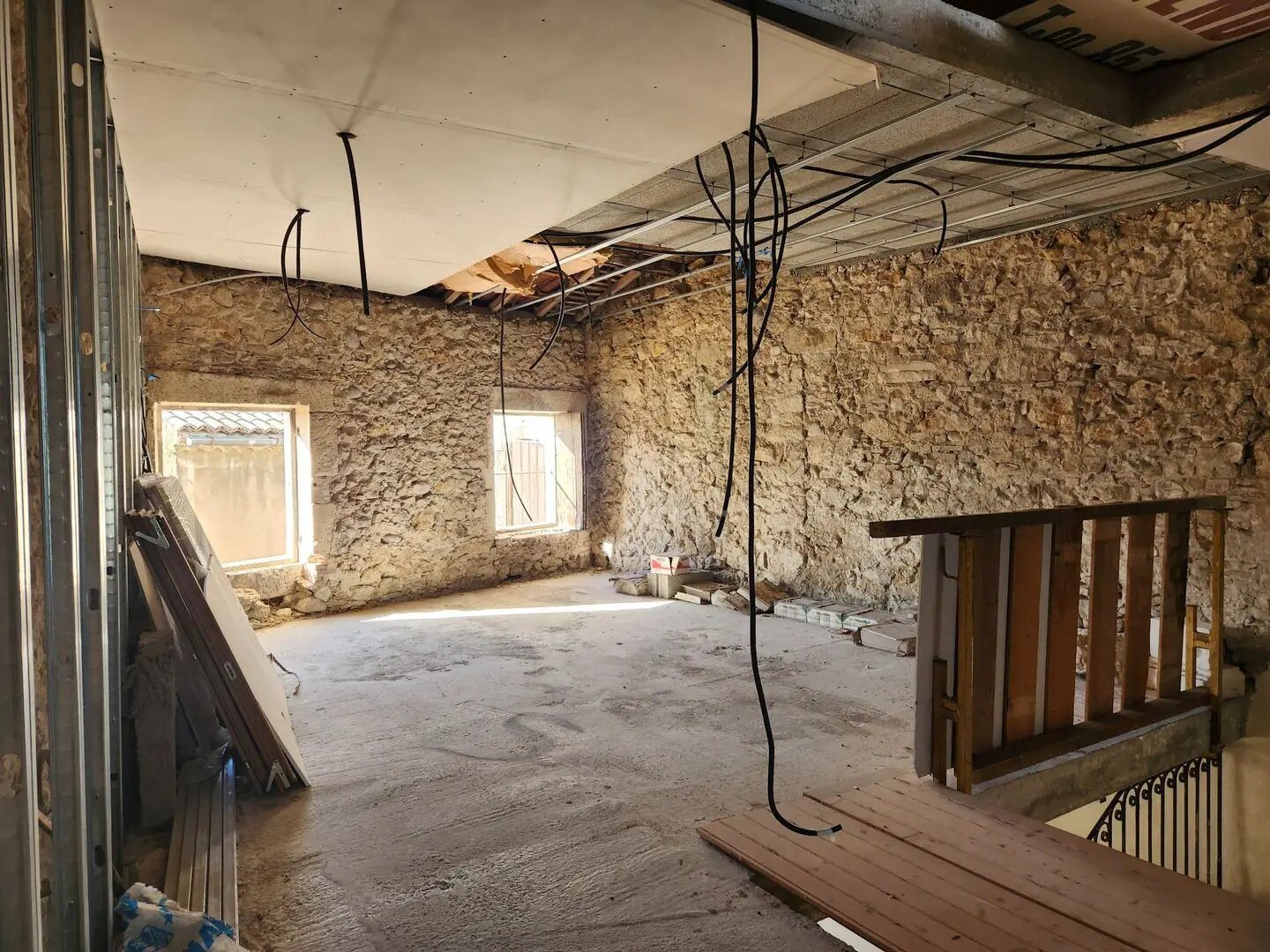 Appartement à vendre, 168m², Pont-Saint-Esprit