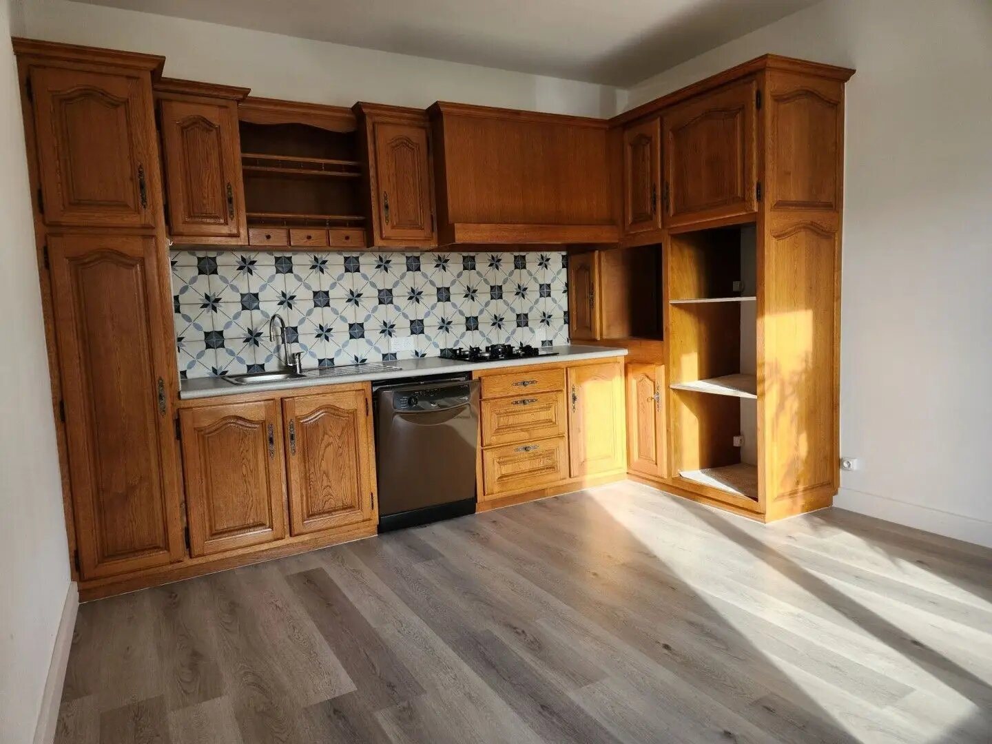 Maison à louer, 121m², Rasteau