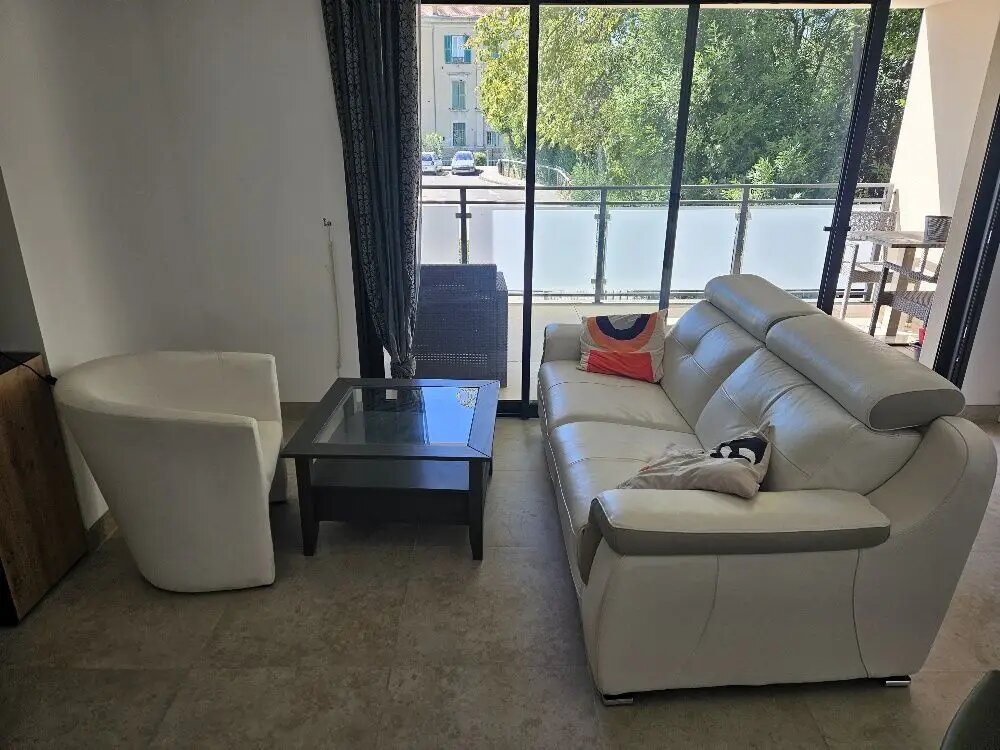 Appartement à louer, 42m², Orange
