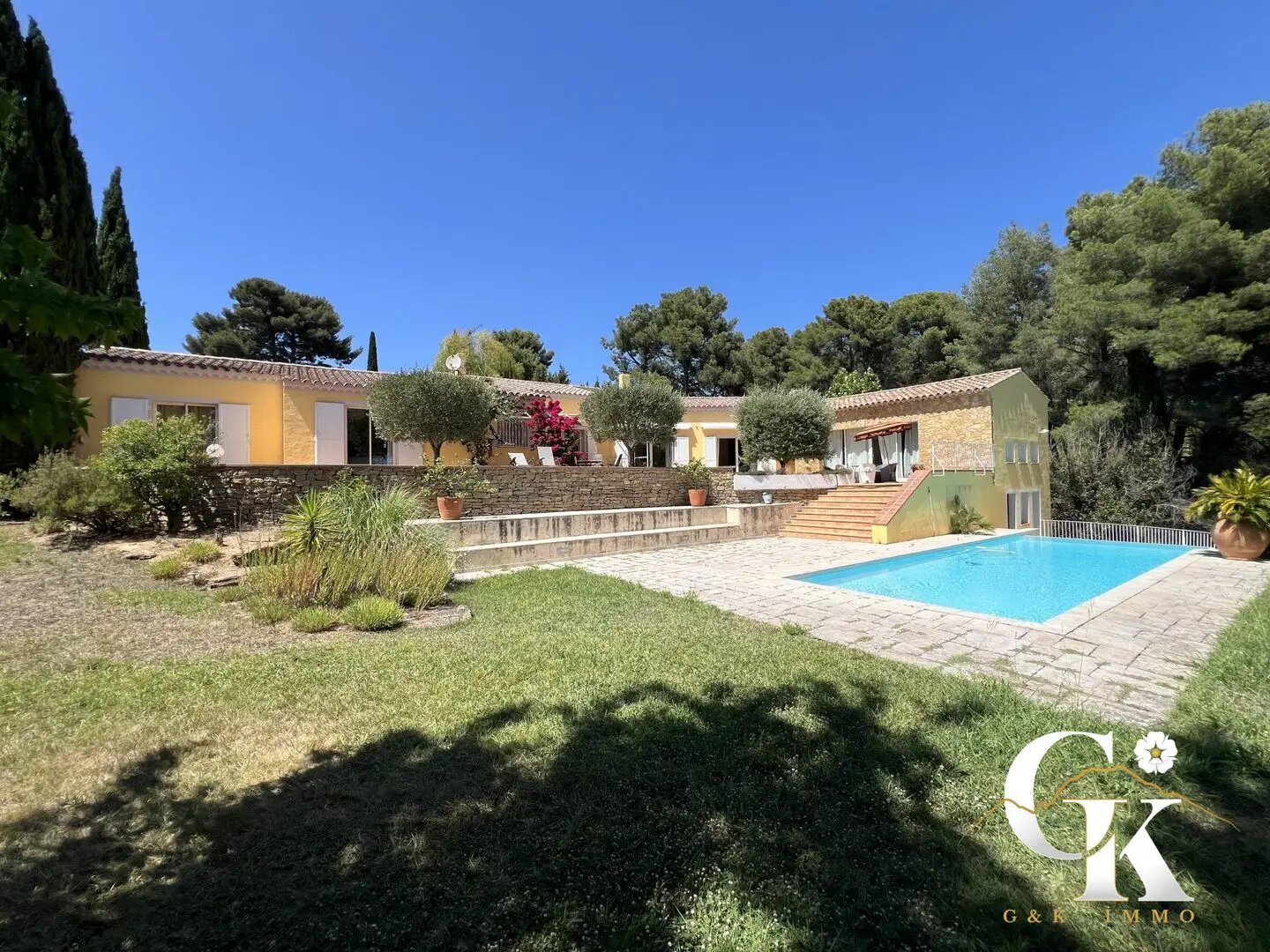 Maison à vendre, 250m², Saint-Cyr-sur-Mer