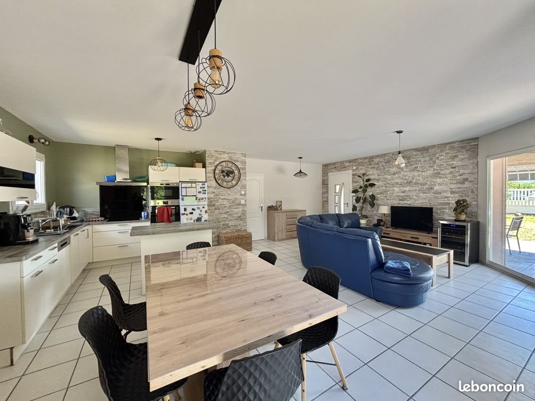 Maison à vendre, 130m², Charpey