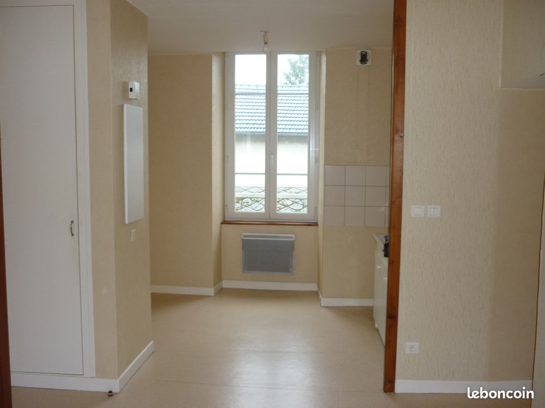 Appartement à louer, 45m², Saint-Mamet-la-Salvetat