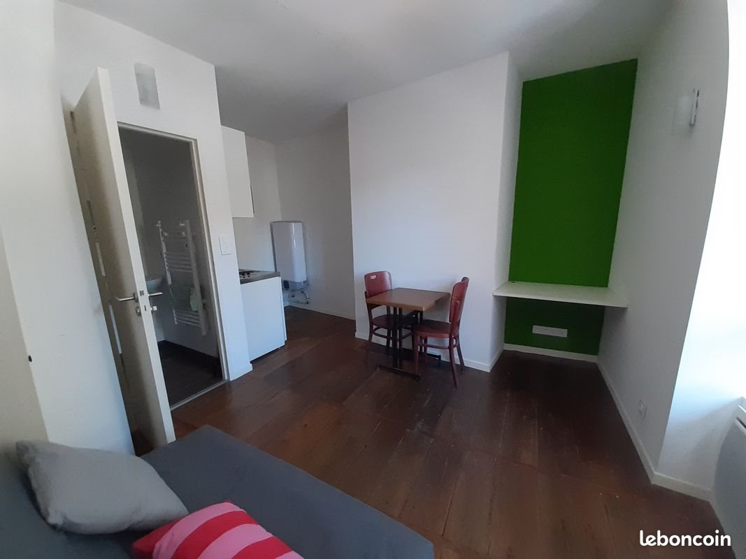 Appartement à louer, 15m², Aurillac