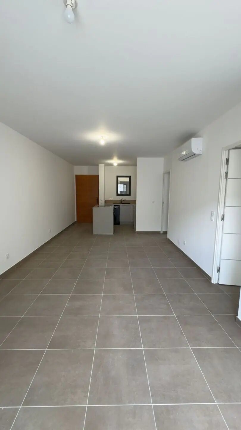 Appartement à louer, 60m², Saint-Florent