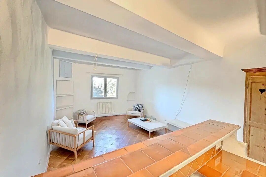 Appartement à louer, 49m², Lambesc