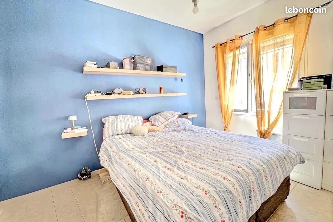 Appartement à vendre, 66m², Charleval