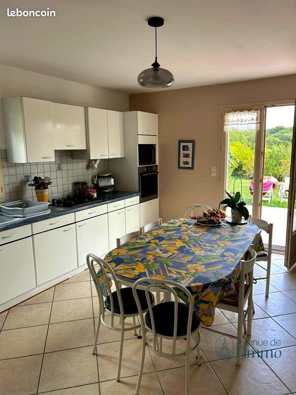 Maison à vendre, 169m², Gennes