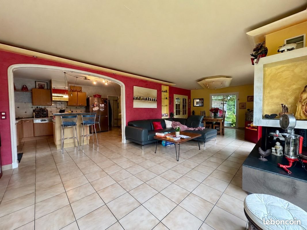 Maison à vendre, 156m², Noyal-Châtillon-sur-Seiche