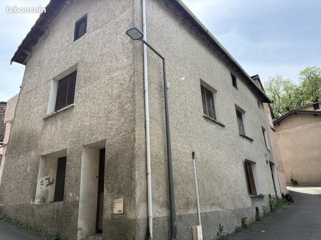 Maison à vendre, 98m², Auberives-sur-Varèze