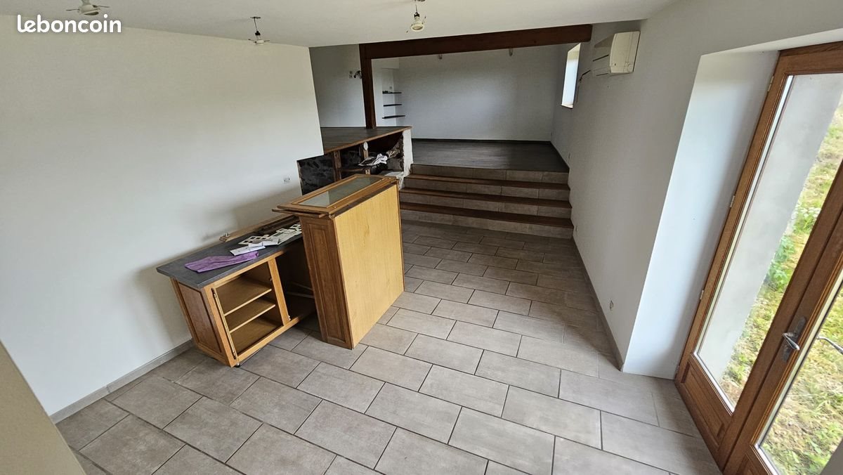 Maison à vendre, 175m², Ambierle