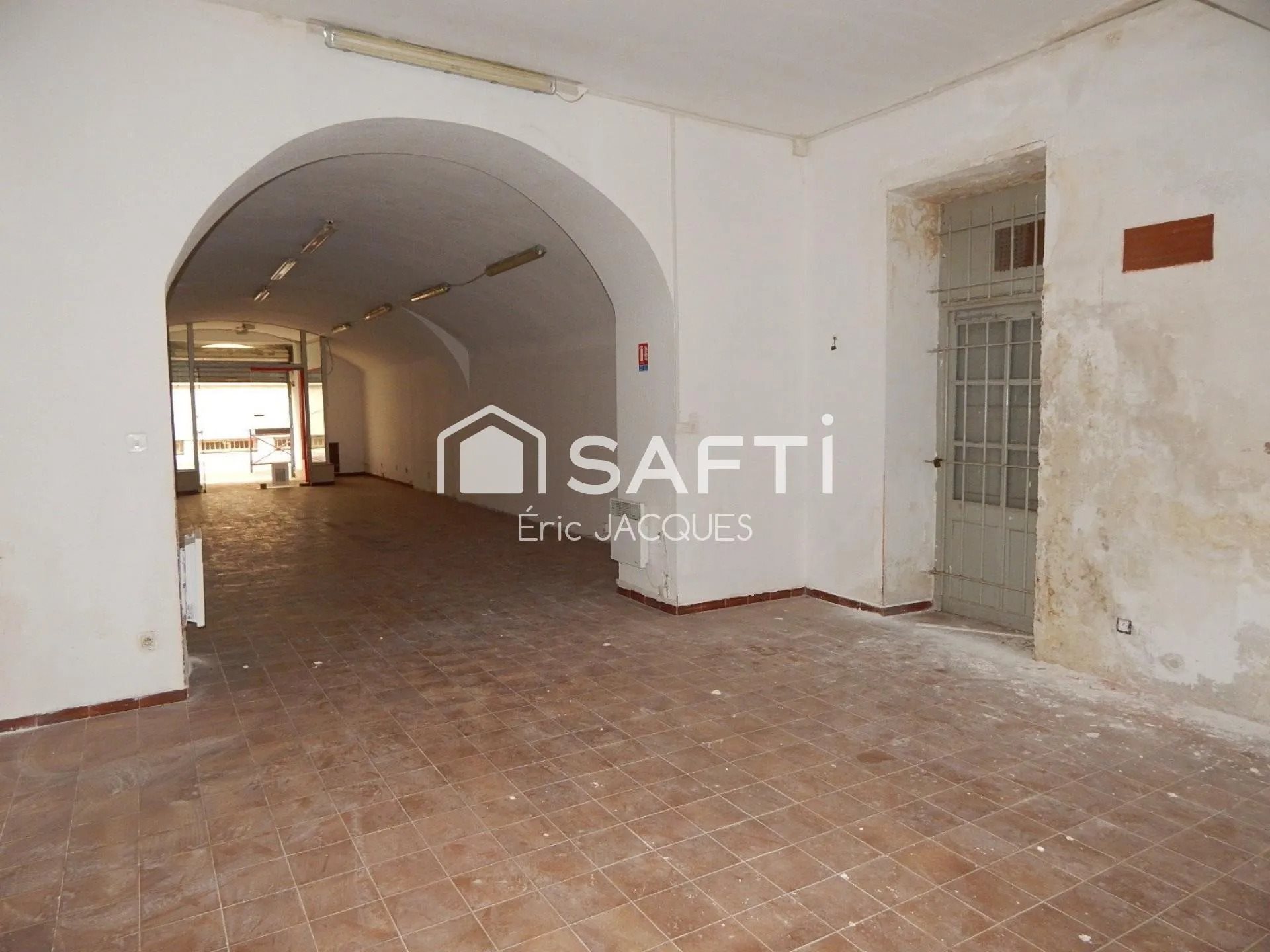 Appartement à vendre, 640m², Alès