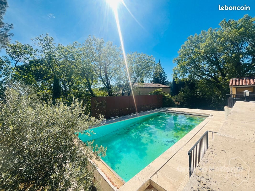 Maison à vendre, 216m², Saint-Michel-d'Euzet