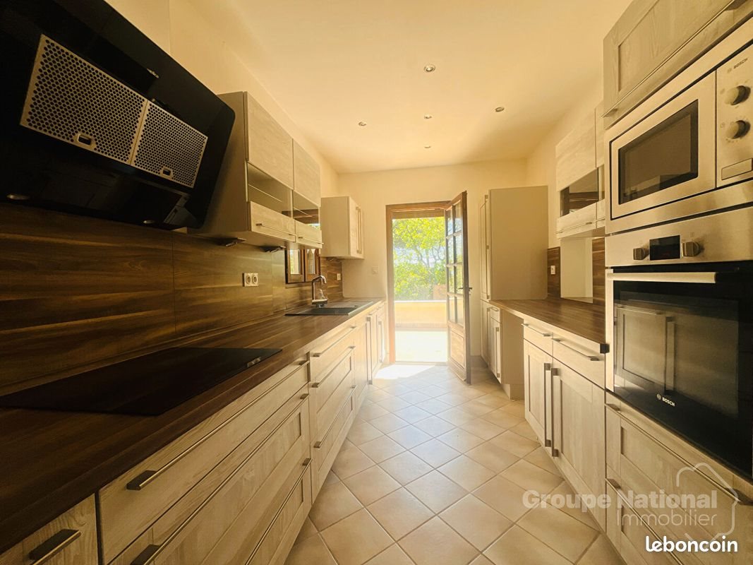 Maison à vendre, 216m², Saint-Michel-d'Euzet