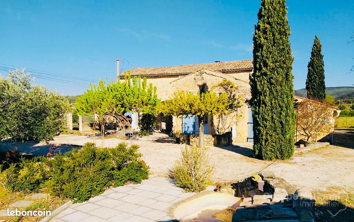 Maison à vendre, 136m², Saint-Laurent-de-Carnols