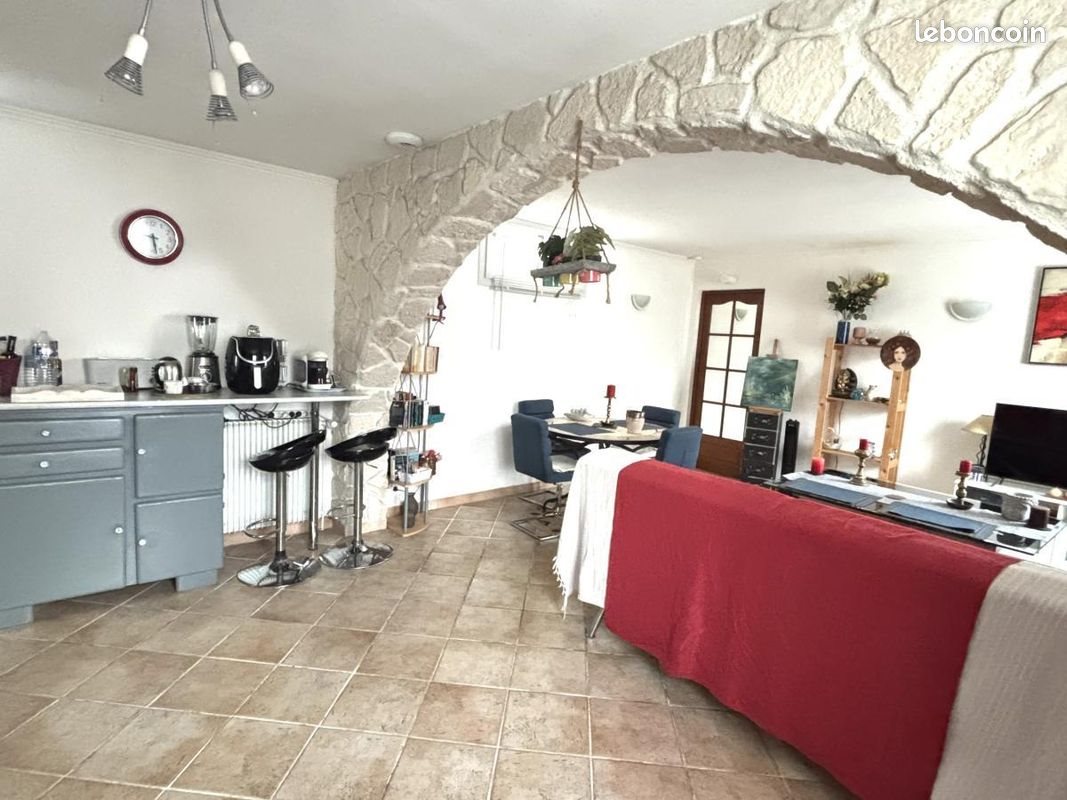 Maison à vendre, 90m², Cléré-les-Pins