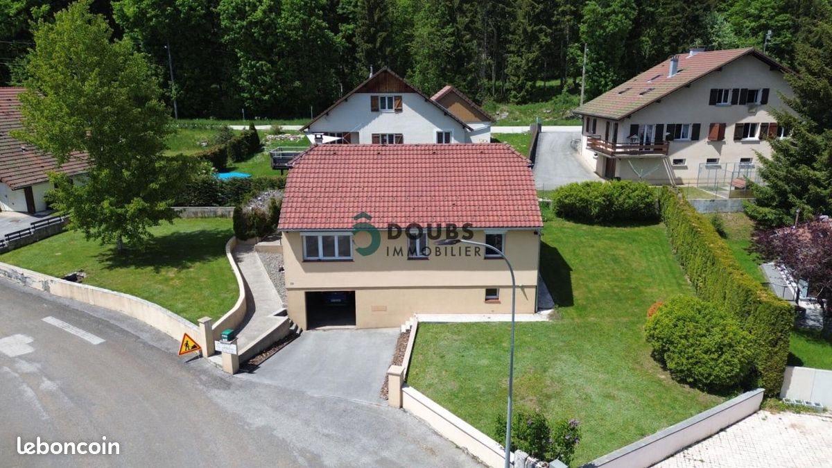 Maison à vendre, 112m², Morteau