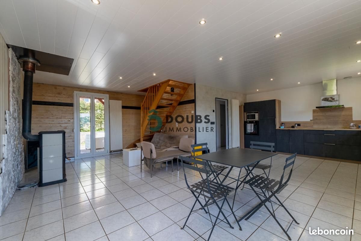 Maison à vendre, 112m², Morteau