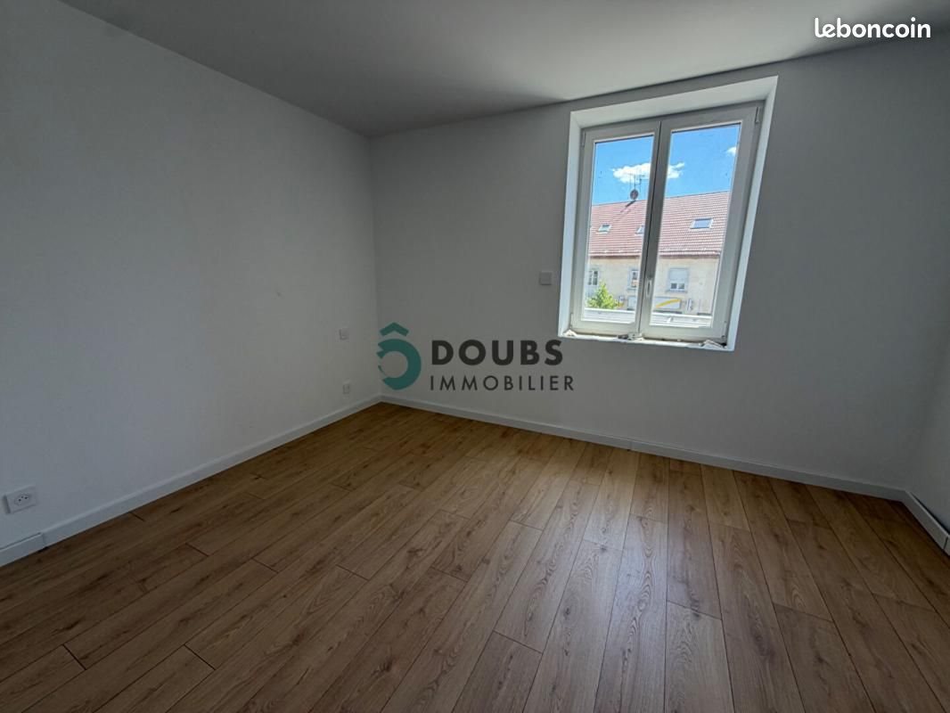 Appartement à louer, 47m², Valdahon