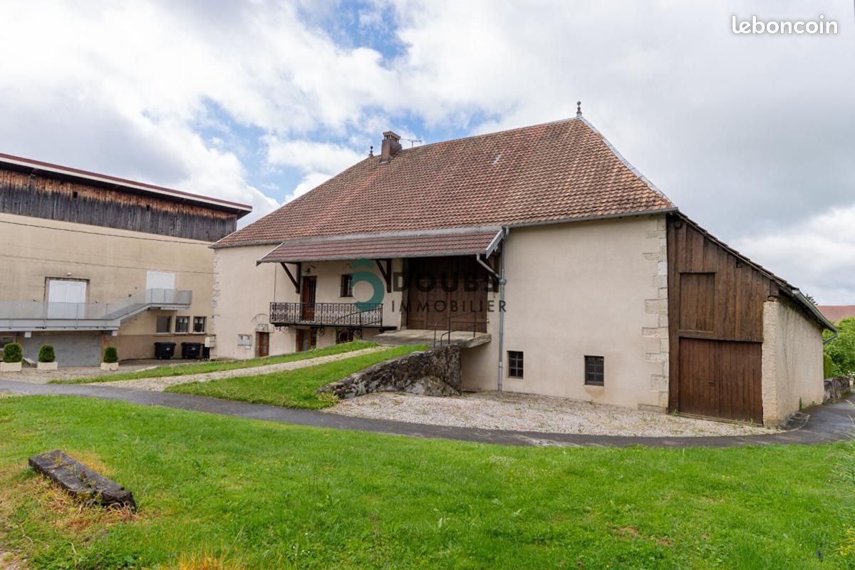 Appartement à vendre, 130m², Orchamps-Vennes