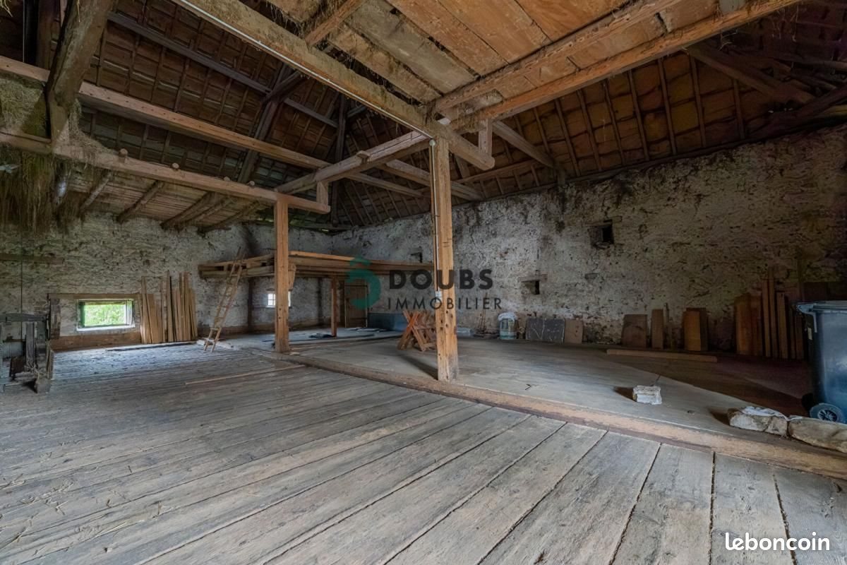 Appartement à vendre, 130m², Orchamps-Vennes